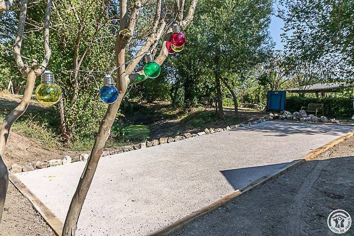 3 personnes in Le Fousseret, Haute-Garonne
