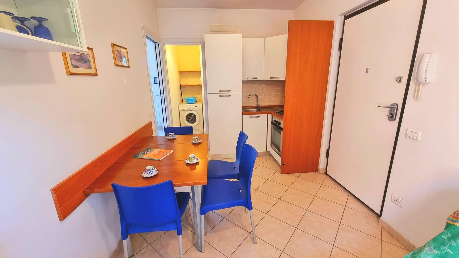 Apartamento entero, Bilocale Cesare [centro, park, terrazzo] in Sirolo, Riviera del Conero