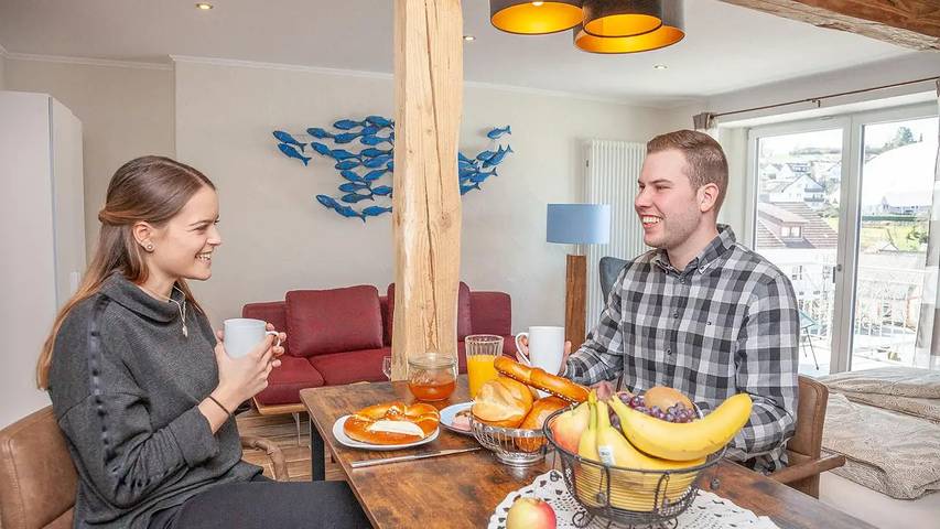 Ferienwohnung für 2 Personen, mit Balkon in Schalkenmehren