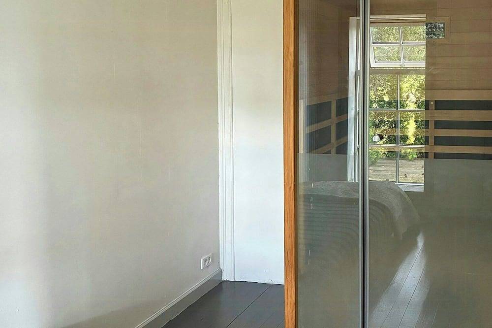 Blick auf den Arresø von der Terrasse und der Sauna aus in Helsinge, Hovedstaden