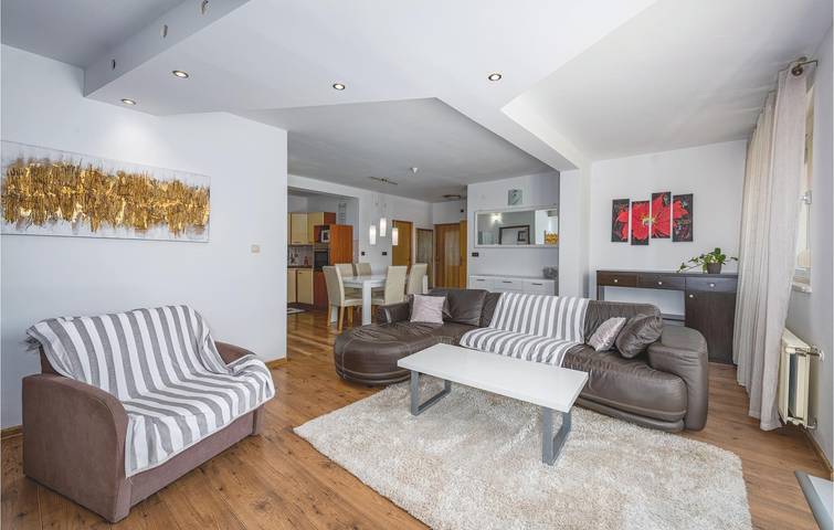 Ferienhaus für 7 Personen, mit Terrasse in Rovinj - 4