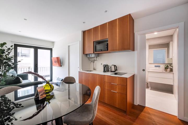 Ganze Wohnung, Ferienwohnung für 4 Personen mit Balkon in Porto, Porto Distrikt