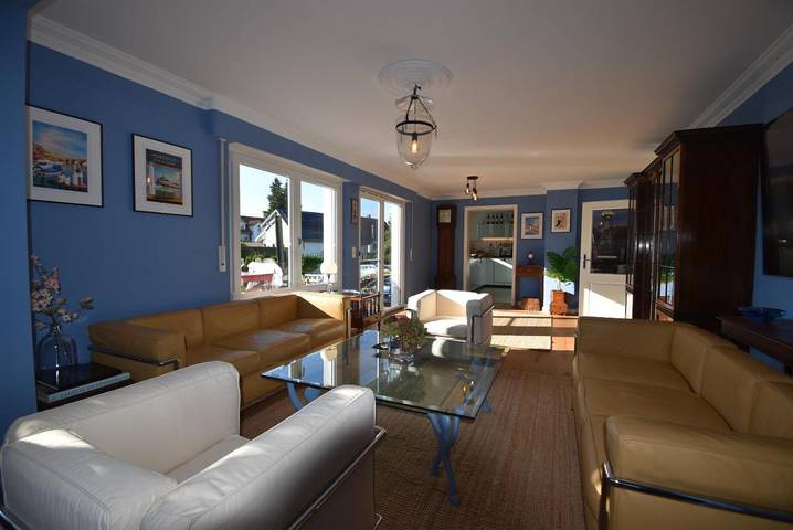 Ferienwohnung für 6 Personen, mit Terrasse und Garten sowie Pool