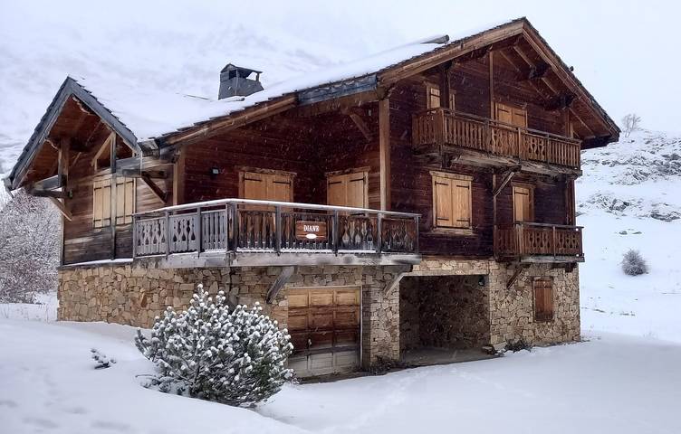 Chalet pour 14 personnes, avec terrasse et sauna, adapté aux familles à Huez