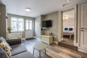 Holiday Home for 3 People in Torquay, Torbay, Photo 3