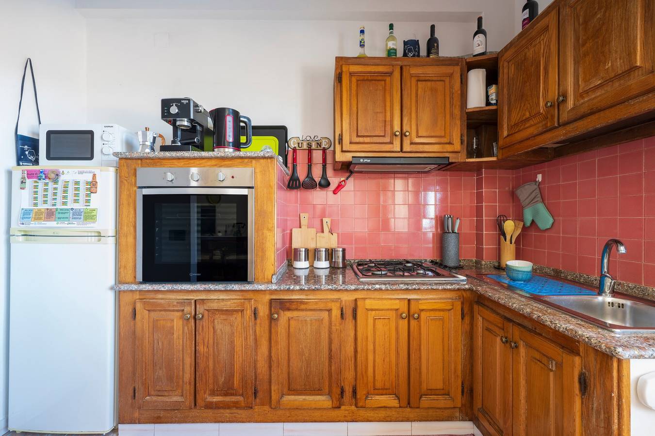 Casa Vacaciones 'Sa Omu De Sa Palgia' con Vista al Mar, Balcón y Aire Acondicionado in Jerzu, Barbagia