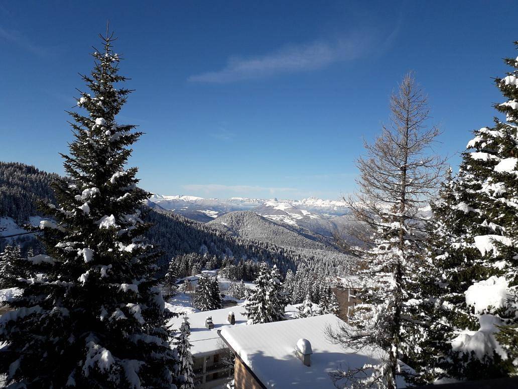 Apartamento entero, Chalet Bout au Vent - Apartamento cabina 2 piezas para 6 personas (Chabav0) in Chamrousse, Parque Nacional de los Ecrins