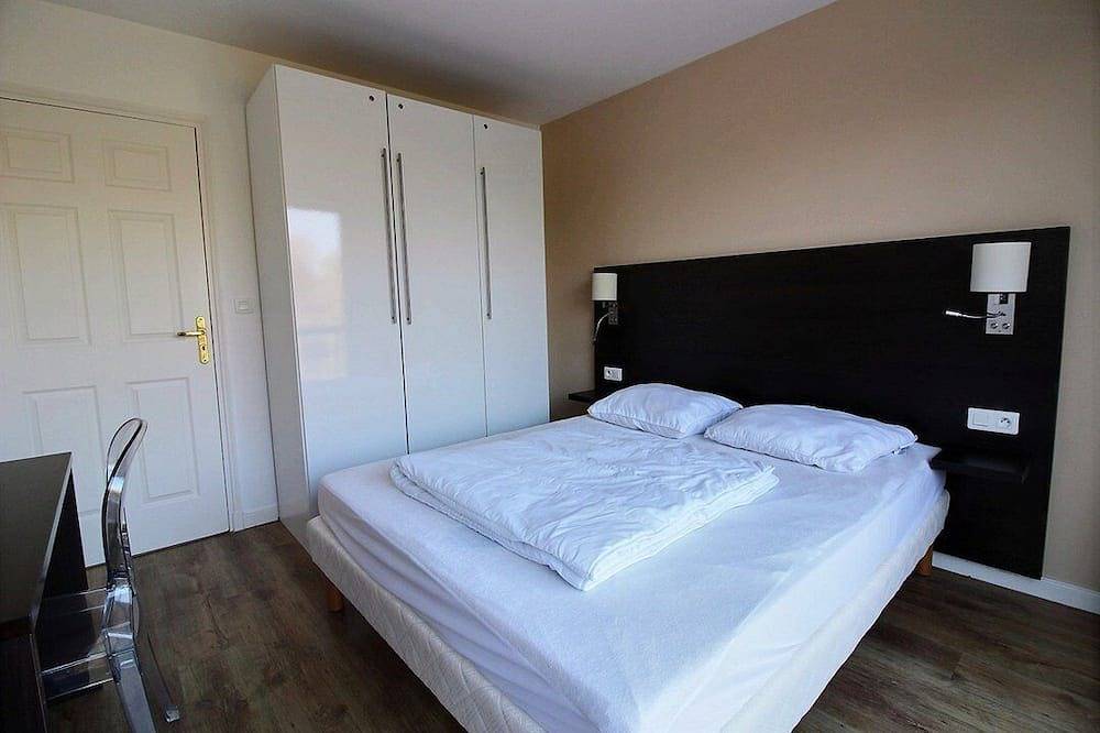 Entire apartment, Residenceparc 327 : F2 Cabin, residence du Parc, 1 bedroom, near the sea, 4 to 6 people in Hardelot Plage, Neufchâtel-Hardelot
