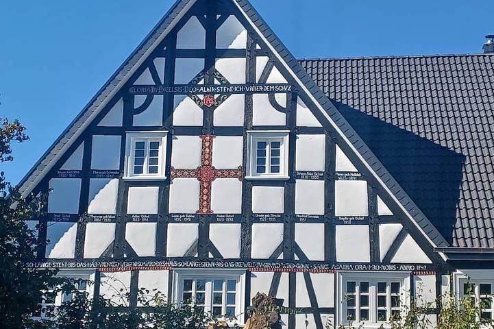 Ferienwohnung für 7 Personen, mit Terrasse und Garten in Drolshagen