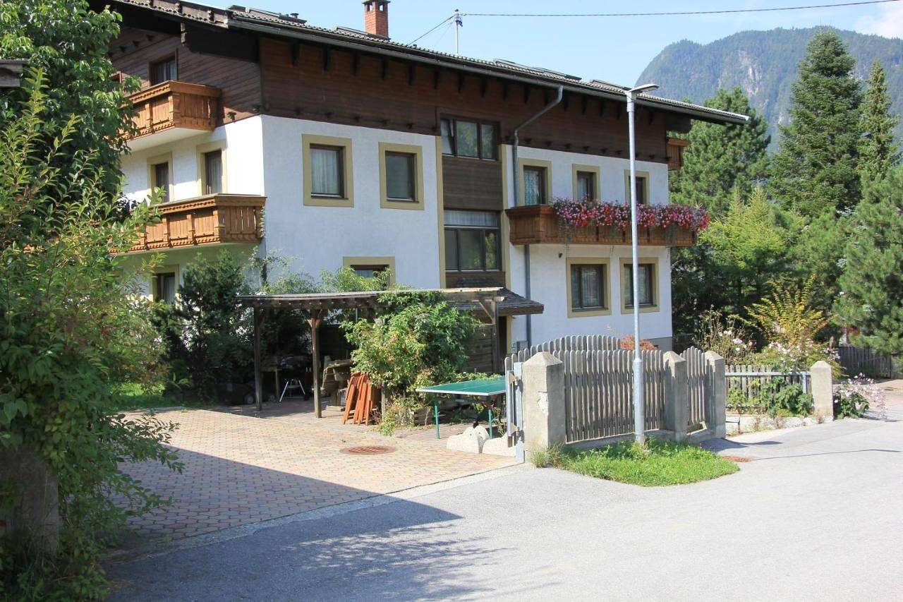 Ganze Wohnung, Two-Bedroom Apartment in Gailtaler Alpen, Oberdrauburg