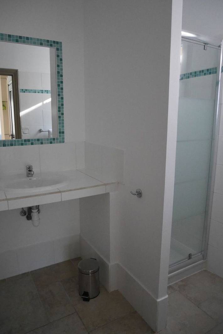 Gîte pour 4 personnes, avec piscine ainsi que jardin et terrasse à Montauroux - 3