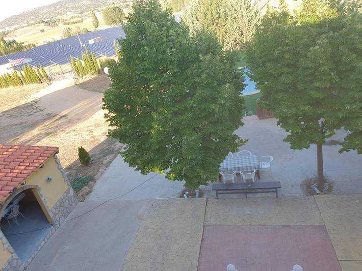 Casa rural para 6 personas, con Balcón y Jacuzzi además de Terraza y Jardín en Provincia de Cuenca - 2
