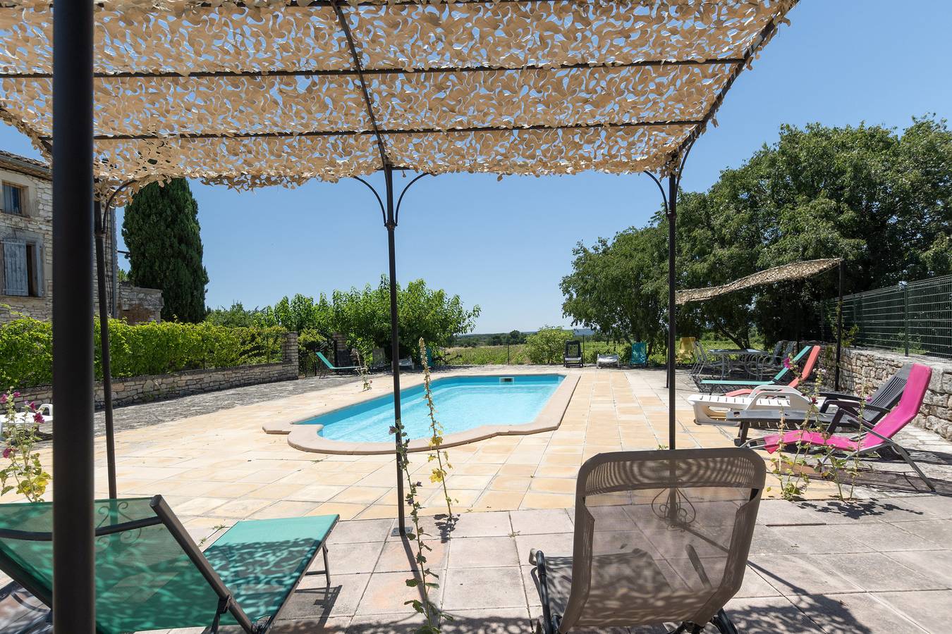 Appartement entier, Appartement 'Bellevue De La Maréchale' avec piscine privée et Wi-Fi in Orgnac-l'Aven, Ardèche