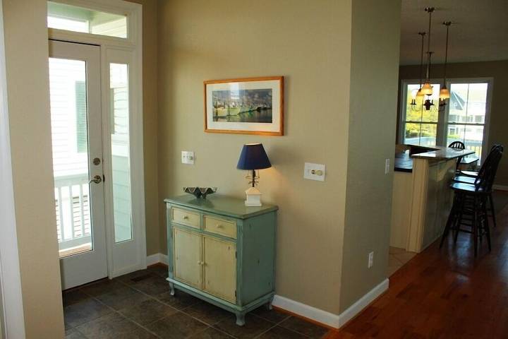 Vacation rental for 10 people, with pool and terrace in Manteo