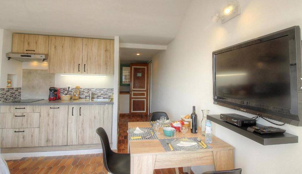 Appartement 2 pièces Pied dans l'eau in Porto-Vecchio, Arrondissement de Sartène