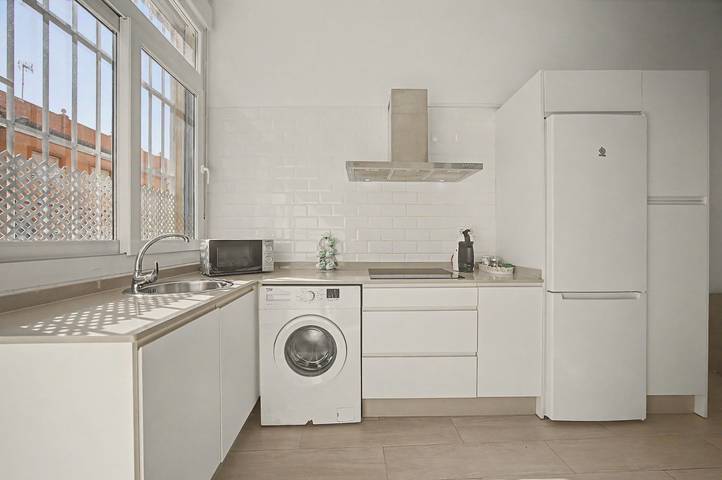 Entire apartment, Apartment 'Apartmento La Palmera' with Wi-Fi and Air Conditioning in Playa de Los Lances, Tarifa