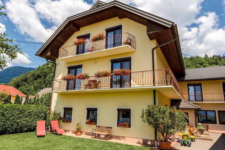 Apartamento de vacaciones para 5 personas, con jardín y balcón - 1