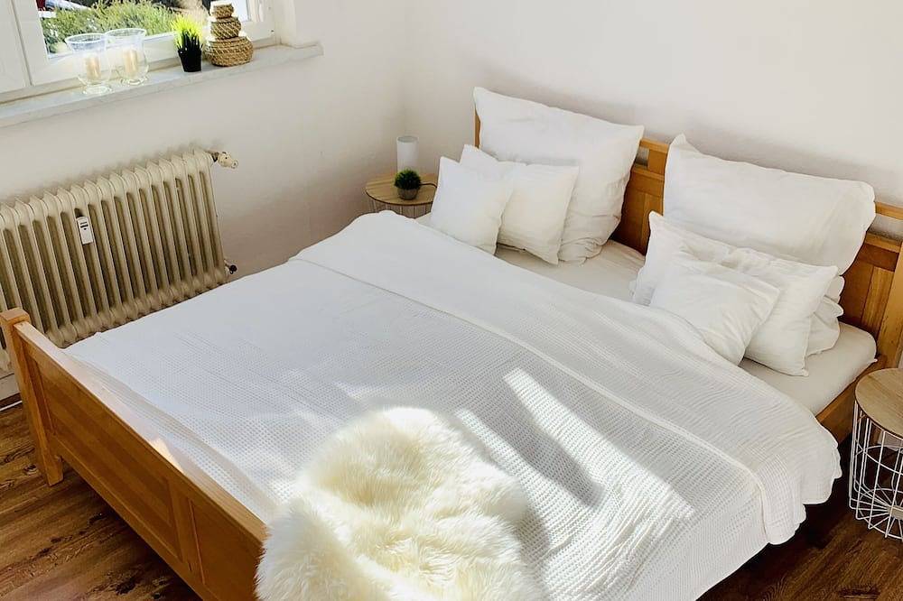 Ganze Wohnung, Gemütliches Apartment bei der Uniklinik , mit Küchenzeile und Badezimmer in Homburg, Saarpfalz-Kreis