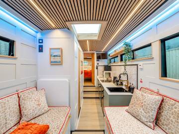 Log Cabin for 4 People in Goodrington, Paignton, Photo 3