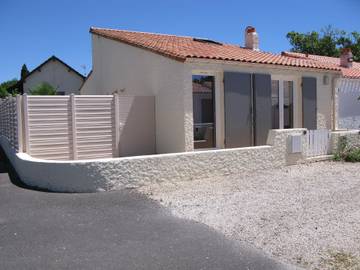Gîte pour 5 personnes, avec terrasse et jardin dans Plage de Tanchet