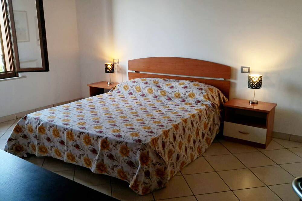Ganze Wohnung, Historical Center Apartment 4 beds in Casaloldo, Mantua Provinz