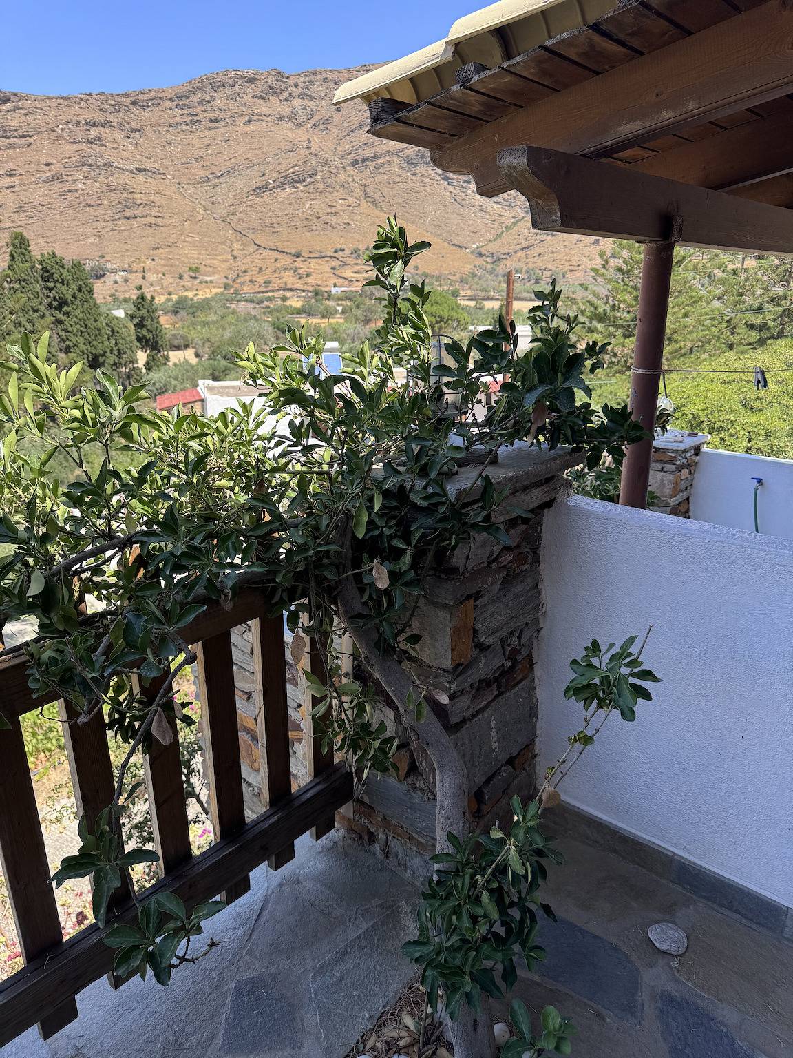Monolocale intero, Monolocale '5' con Vista Mare, Wi-Fi e Aria Condizionata in Pisses, Kea