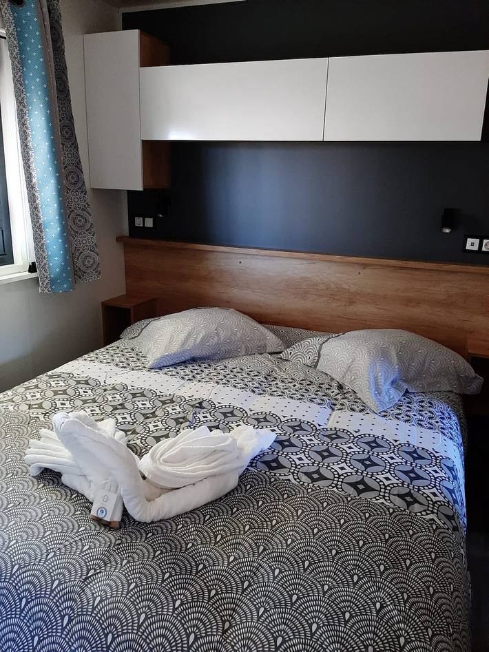 Location de vacances pour 6 personnes, avec piscine ainsi que jacuzzi et terrasse, animaux acceptés à Saint-Geniès - 4