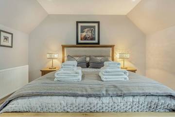 Log Cabin for 6 People in Falkirk, Scotland, Photo 3
