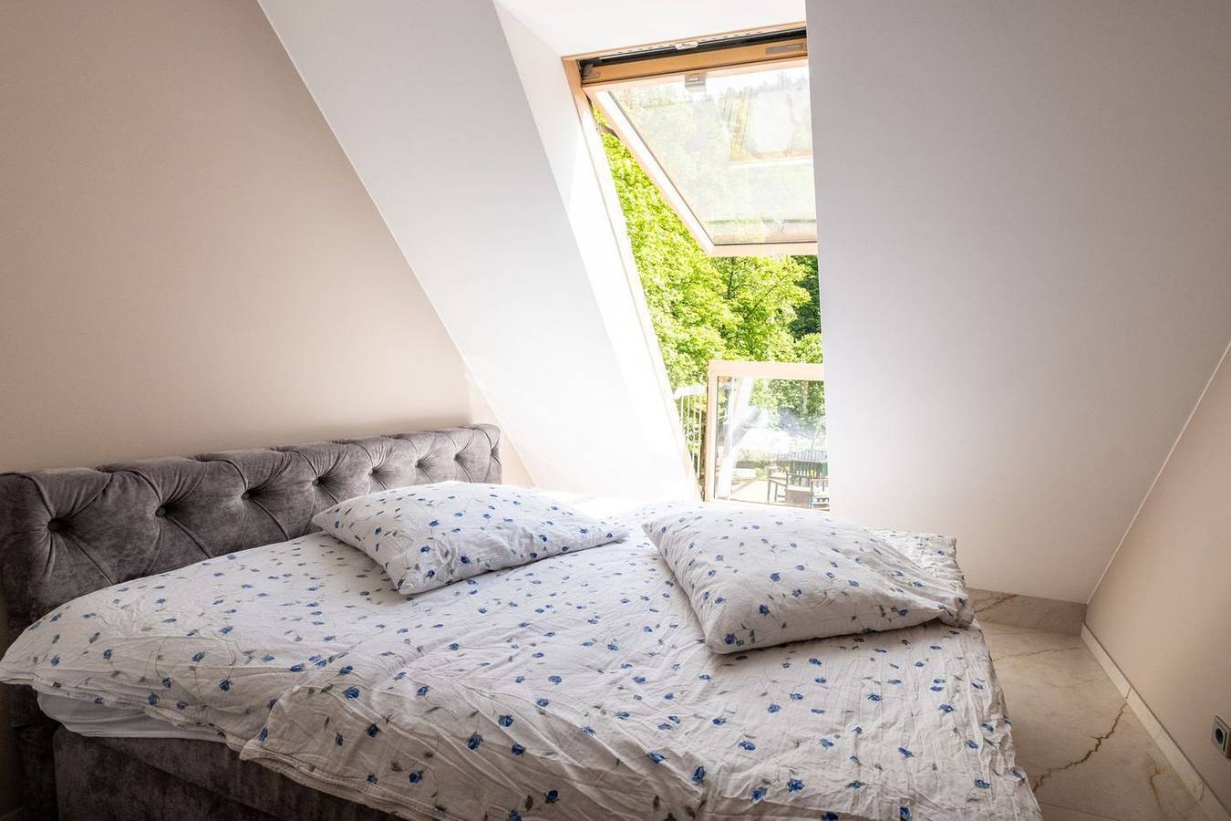 Haus Saxonia in Bad Schandau: Freistehendes Ferienhaus mit Sauna und Garten in Bad Schandau, Elbsandsteingebirge