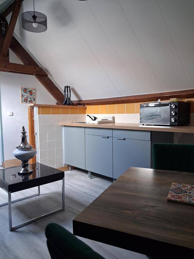 Appartement entier, Chez Cosette, studio in Montreuil (Pas-de-Calais), Région de Montreuil
