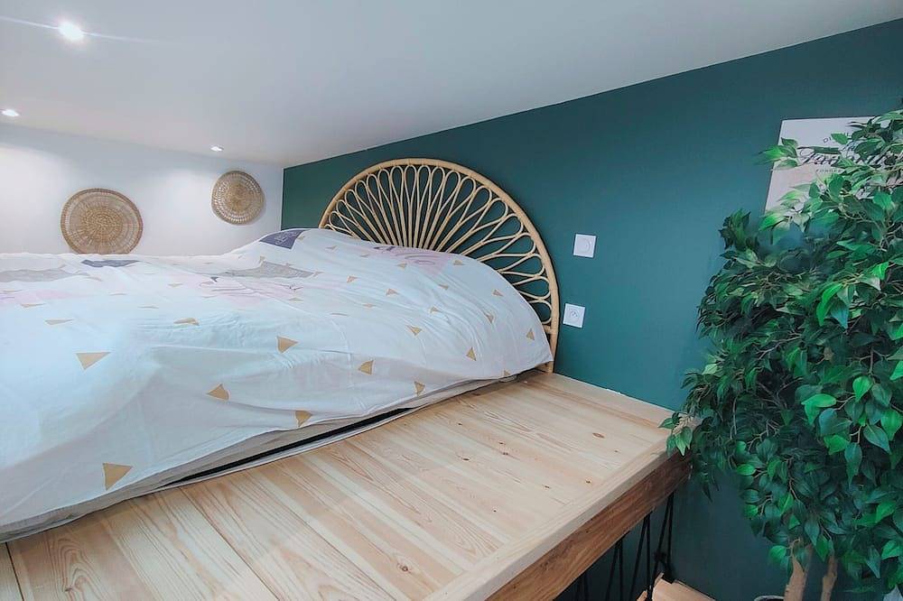 Apartamento entero, Etage Privatisé 2 Chambres + Pdj in Saint-Médard-en-Jalles, Región de Burdeos