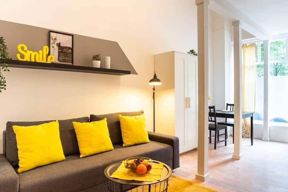 Ganze Wohnung, Cosy loft style Apartment in Berlin Wilmersdorf in Berlin Innenstadt, Berlin