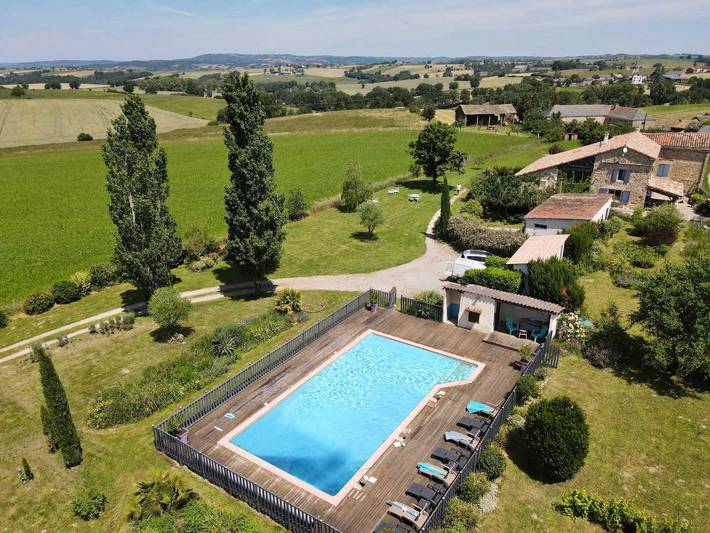 Gîte pour 4 personnes, avec piscine à Lacapelle-Ségalar - 4