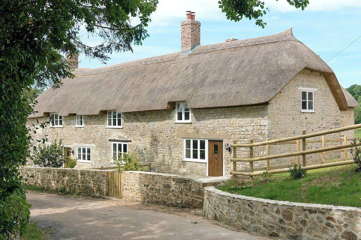 Cottage for 6 people, with garden, with pets in Axminster