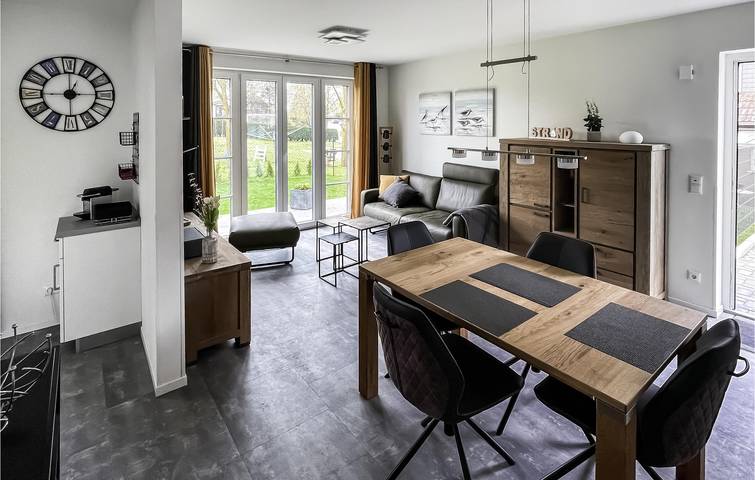Ganze Ferienwohnung, Appartement am Strand mit TV, Geschirrspüler, Parkplatz & WiFi in Gollwitz, Nordwestmecklenburg (Wismar und Umgebung)