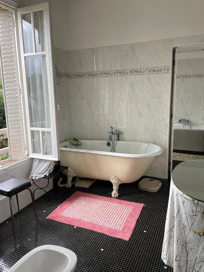 Location de vacances pour 2 personnes, avec vue et jardin à Poissy - 4