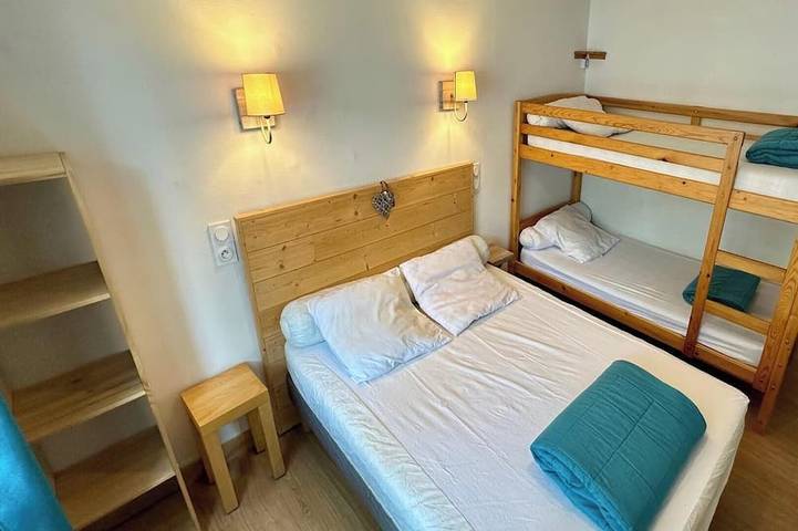 Gîte pour 8 personnes, avec jardin et terrasse dans Gare Du Mont Dore - 2
