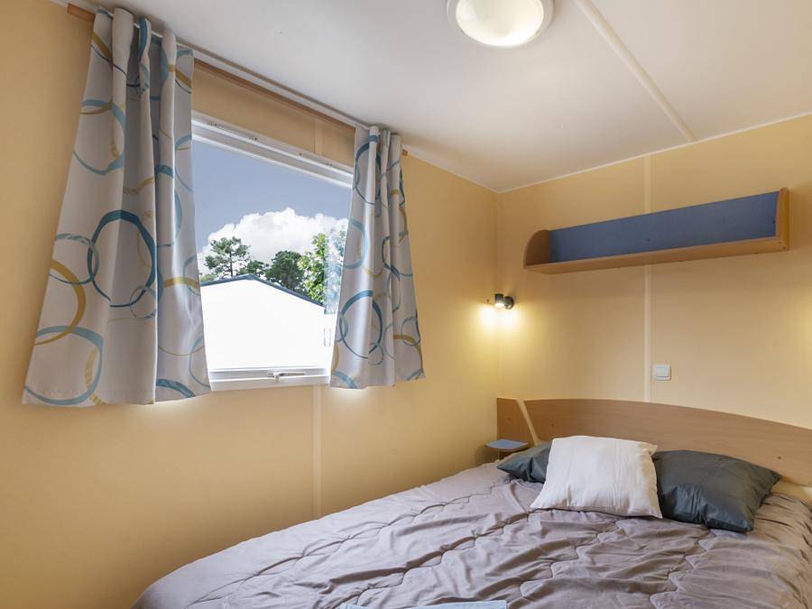 Camping La Parée du Both - Mobilhome 4 personnes - Mobil-home Economique 2 chambres 26m² 2/4 pers in Saint-Hilaire-de-Riez, Vendée