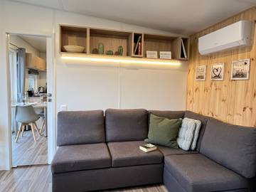 Ferienhaus für 3 Personen, mit Seeblick und Terrasse sowie Garten in Bayern