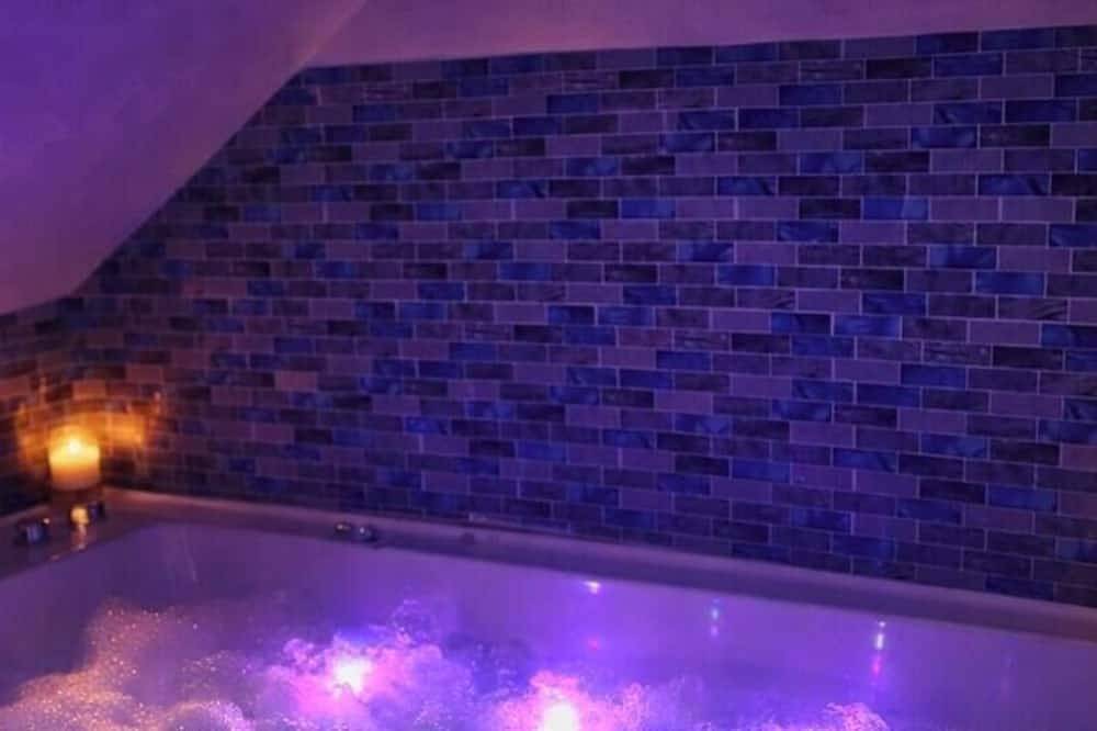 St Germain Spa & Cosy in Saint-Germain-Village, Région de Bernay
