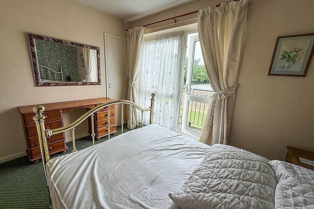 Great 3 bedroom chalet to hire with in Hemsby, in Hemsby, Great Yarmouth