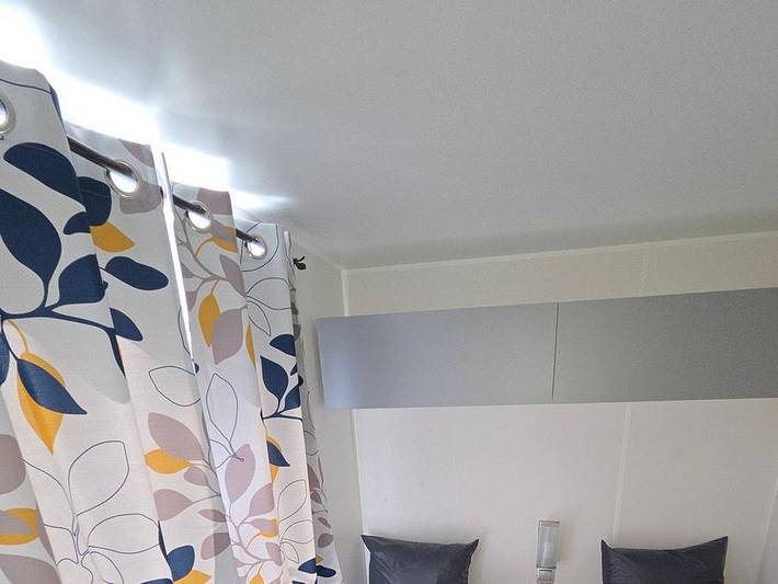 Flower Camping de l'Olivigne - Mobilhome 6 personnes - Standard 32m² (3 chambres) + Terrasse + Clim in Bize-Minervois, Côte méditerranéenne (France)