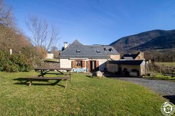 Gîte pour 6 personnes, avec jardin, animaux acceptés dans les Hautes-Pyrénées