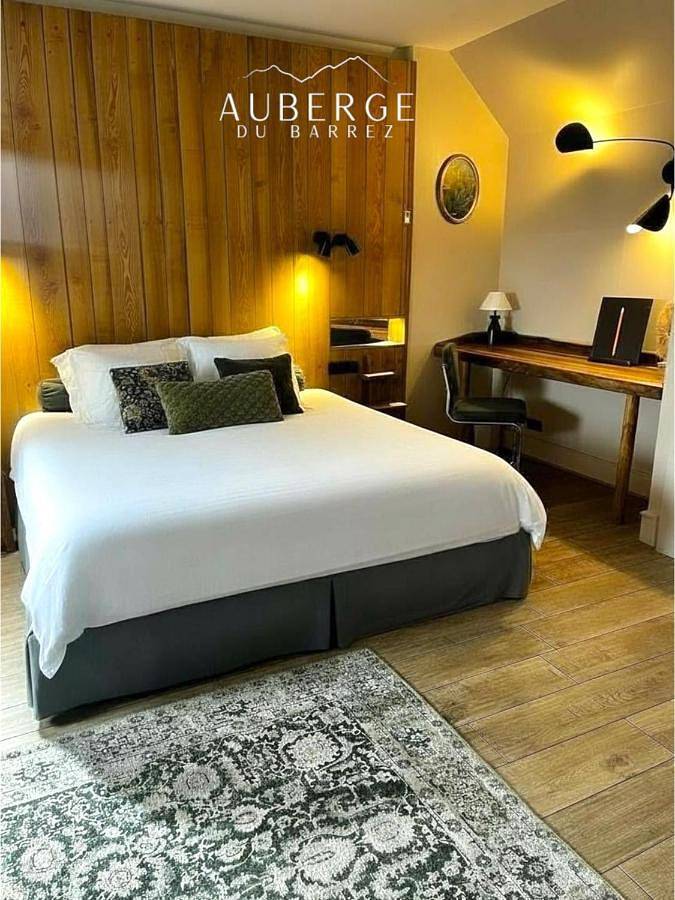 Hôtel pour 2 personnes, avec vue et jardin, adapté aux familles à Mur-de-Barrez - 3