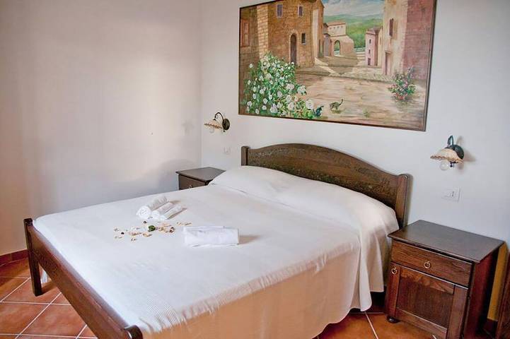 Glamping per 2 persone, con giardino e balcone in Cilento