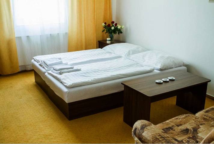 Gästehaus für 2 Personen, mit Terrasse und Garten - 1