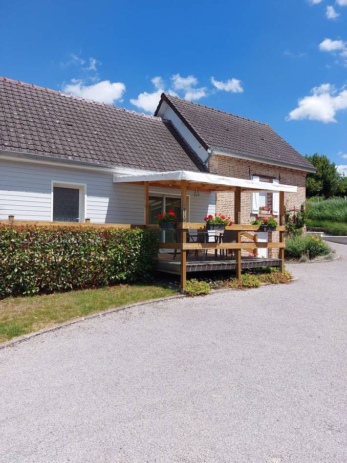 Gîte pour 5 personnes, avec terrasse et jardin