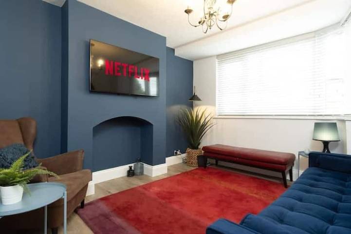 Glamping for 7 people, with balcony and garden in Leicestershire