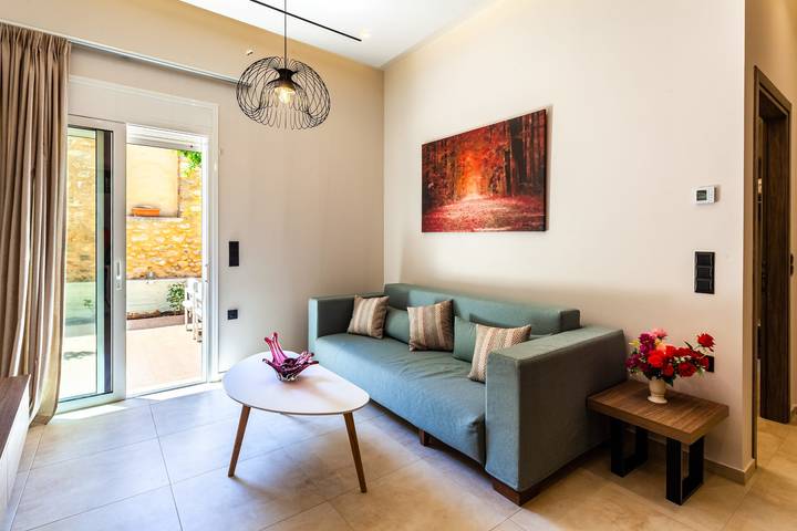Ferienwohnung für 4 Personen, mit Garten in Kalamata