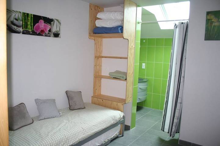 Character cottage in Bay of Mont-Saint-Michel - for 22-32 pers in Saint-Martin-des-Champs (Avranches), Mont-Saint-Michel Bay